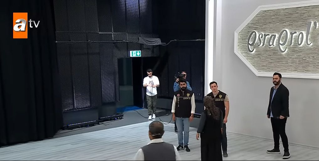 Esra Erol’da çocuk gelin skandalı! Yayın ihbar kabul edildi, Berfin İpkin’i 98 bin TL’ye satan aile gözaltına alındı - 5. Resim