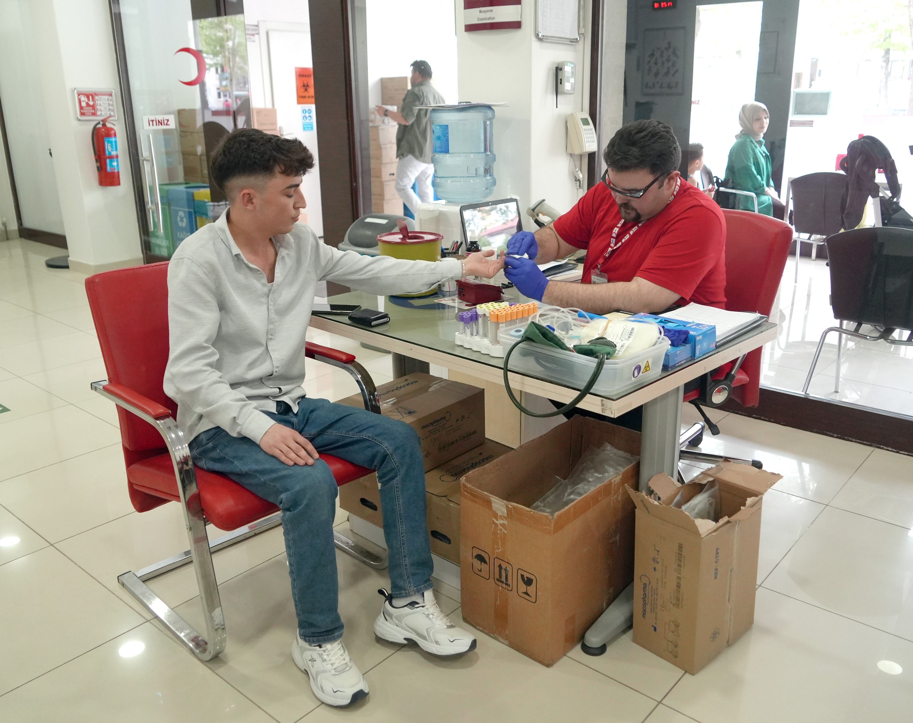 Kastamonu kan arayışında! Çareyi Kızılay'da değil sosyal medyada buldular Kastamonu kan arayışında! Çareyi Kızılay'da değil sosyal medyada buldular - 1. Resim