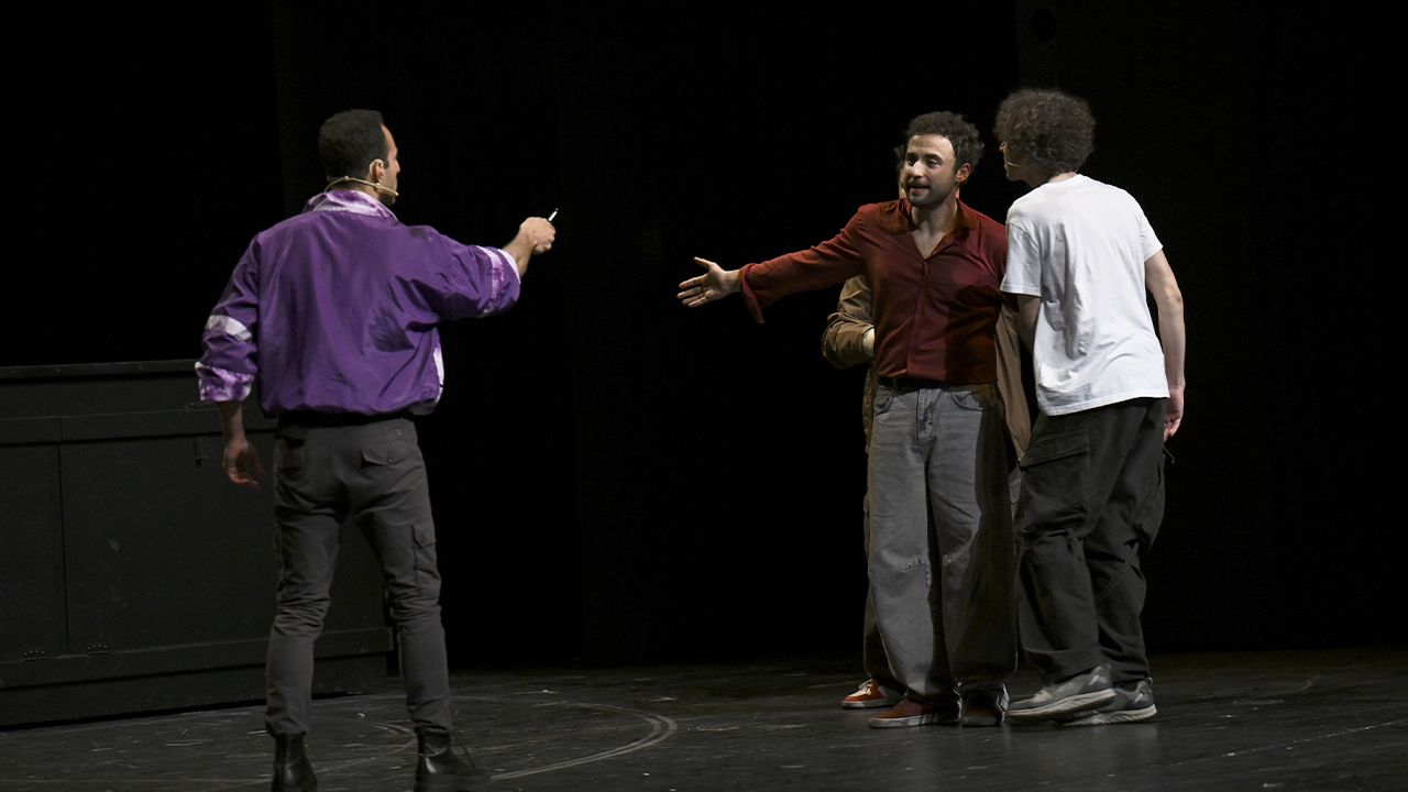 Türk-Yunan dostluğu için "Romeo ve Juliet" adımı! Kültür Bakanları birlikte seyretti Türk-Yunan dostluğu için "Romeo ve Juliet" adımı! Kültür Bakanları birlikte seyretti - 1. Resim