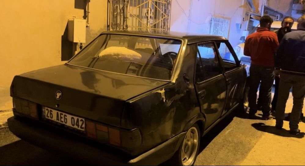 Bursa'da sıcak saatler! Polise silah çeken firari vurularak yakalandı - 2. Resim