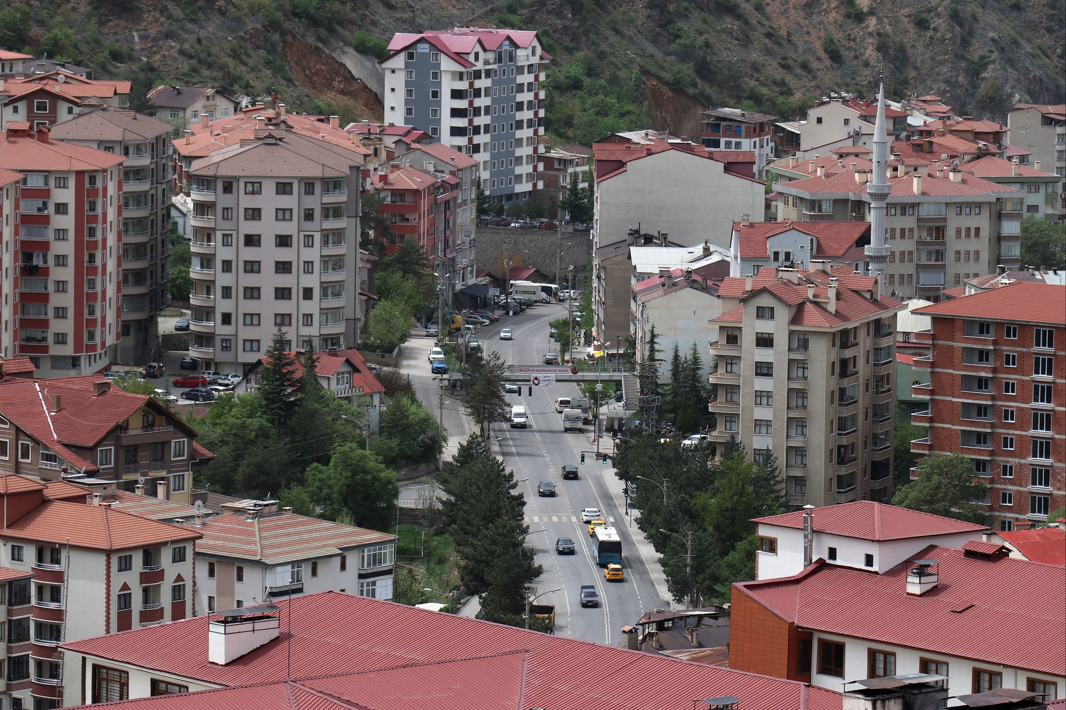 Gümüşhane yayla havasına hasret kaldı: 54 yıllık rekor kırıldı - 1. Resim