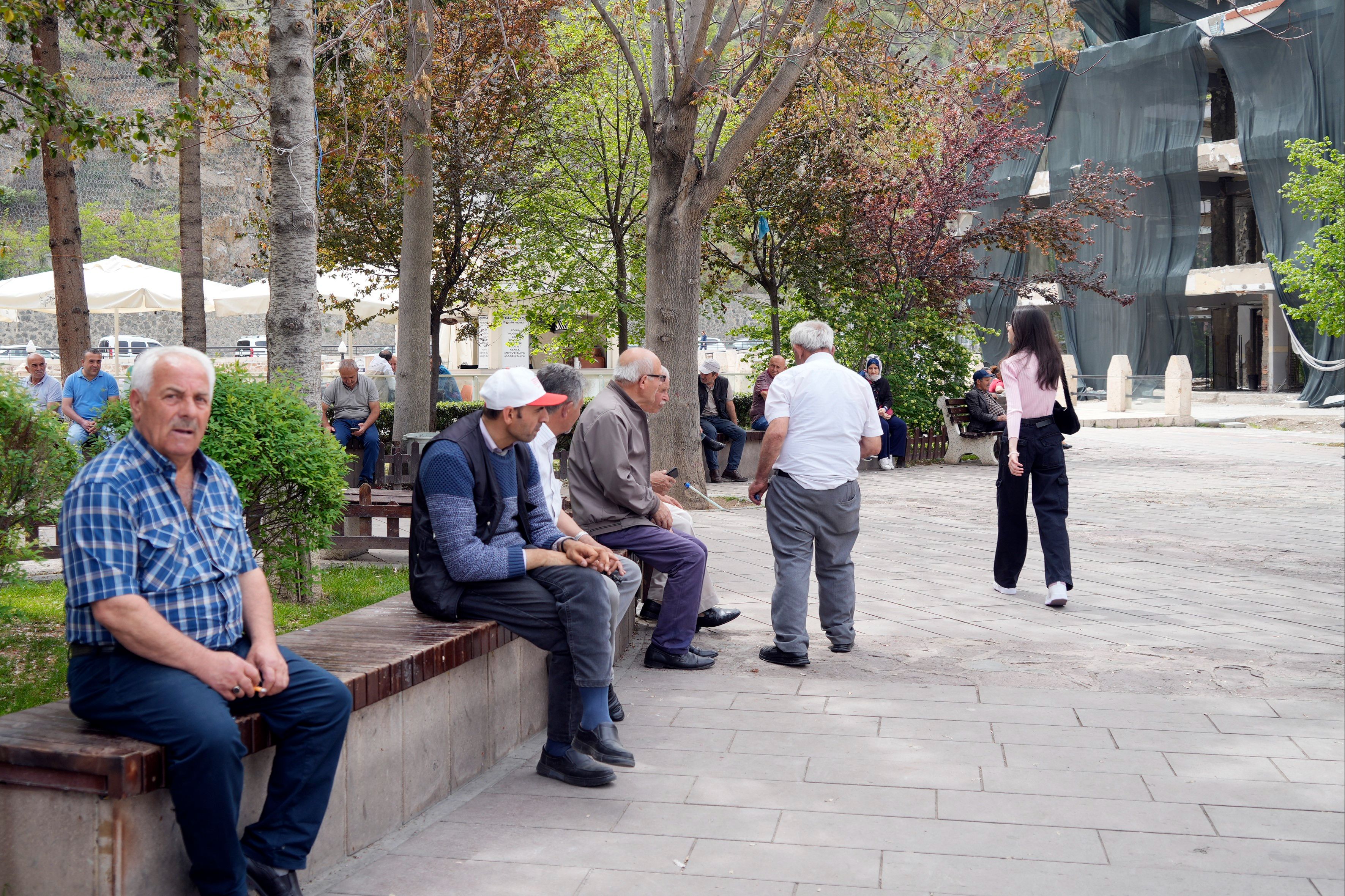 Gümüşhane yayla havasına hasret kaldı: 54 yıllık rekor kırıldı - 3. Resim