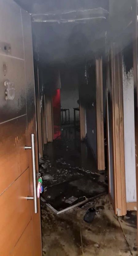 Karısı boşanmak istedi diye herkese dehşeti yaşattı! Gece yarısı kendilerini sokağa attılar - 2. Resim