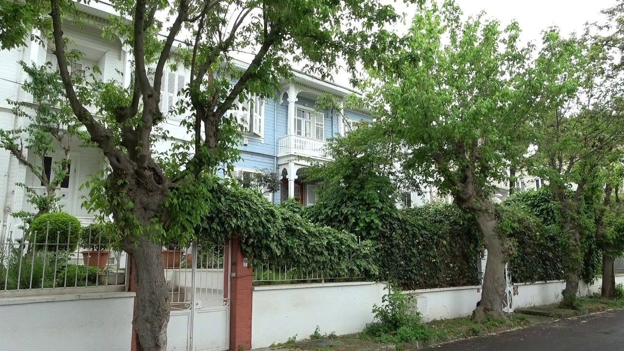 Korhan Berzeg'in sır ölümü! Ailesi soruları cevapsız bıraktı Korhan Berzeg'in sır ölümü! Ailesi soruları cevapsız bıraktı - 2. Resim