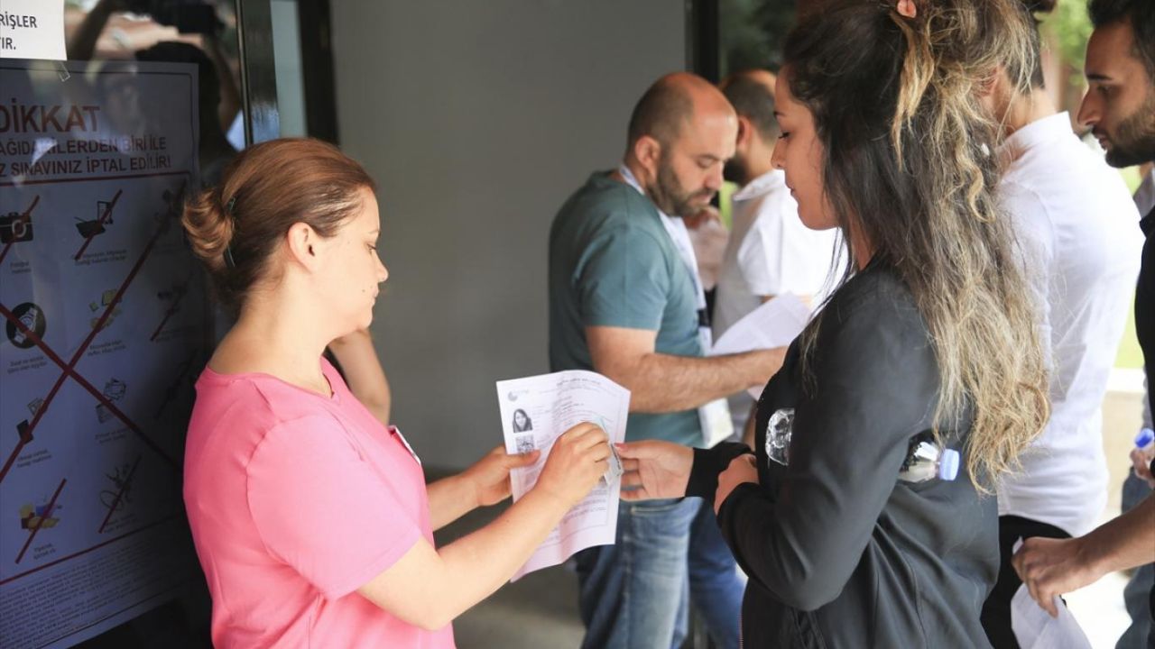 Metrolar 28 Nisan EKPSS'ye girecek öğrenciler için ücretsiz olacak - 1. Resim