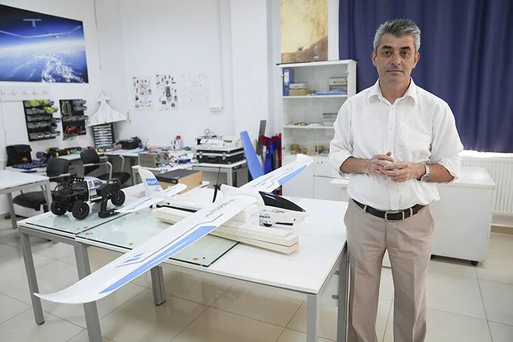 Yeni teknoloji sayesinde İHA'lar daha az enerjiyle uzun süre gökyüzünde kalabilecek! - 1. Resim