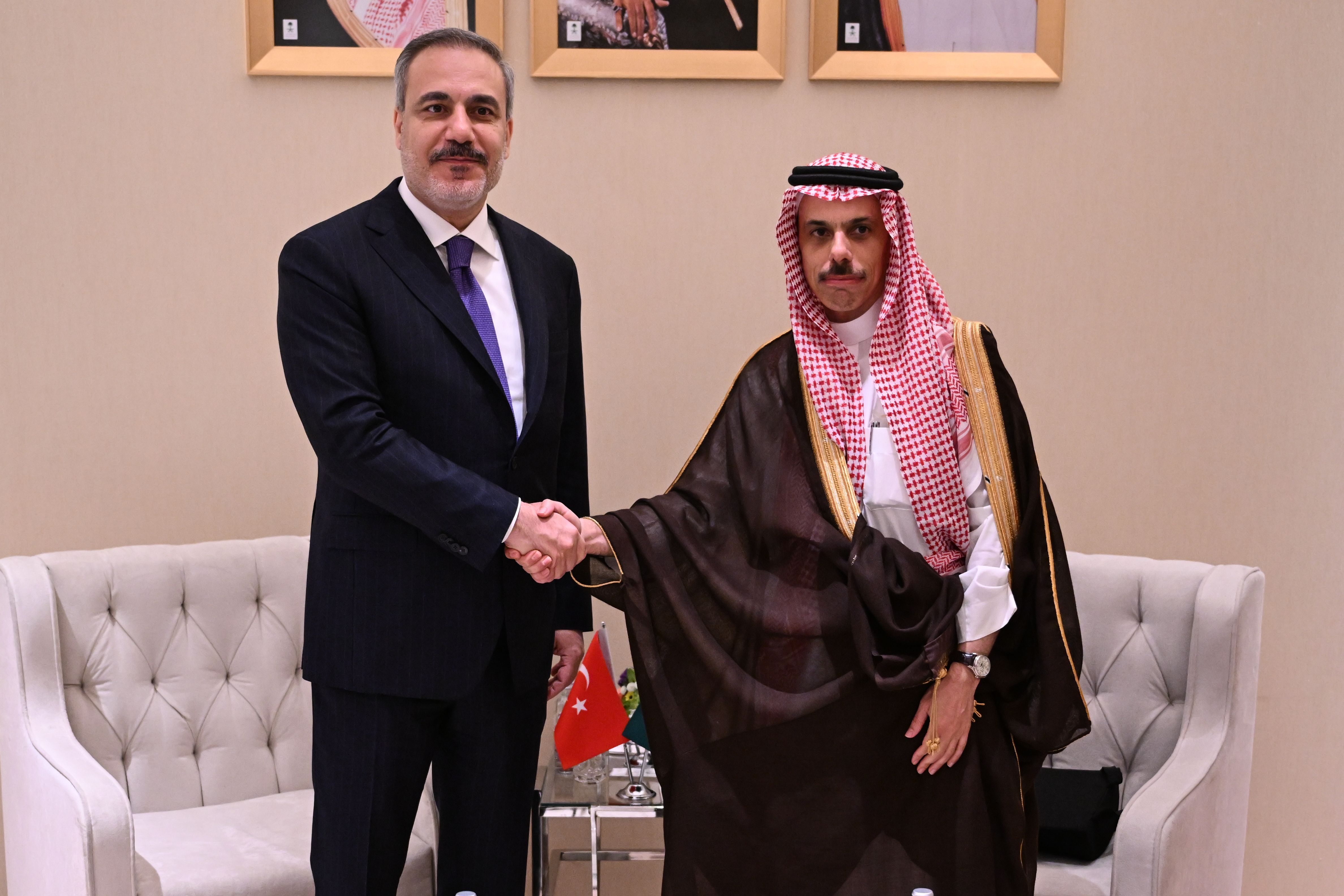 Bakan Fidan'dan Riyad'da diplomasi trafiği Bakan Fidan'dan Riyad'da diplomasi trafiği - 1. Resim