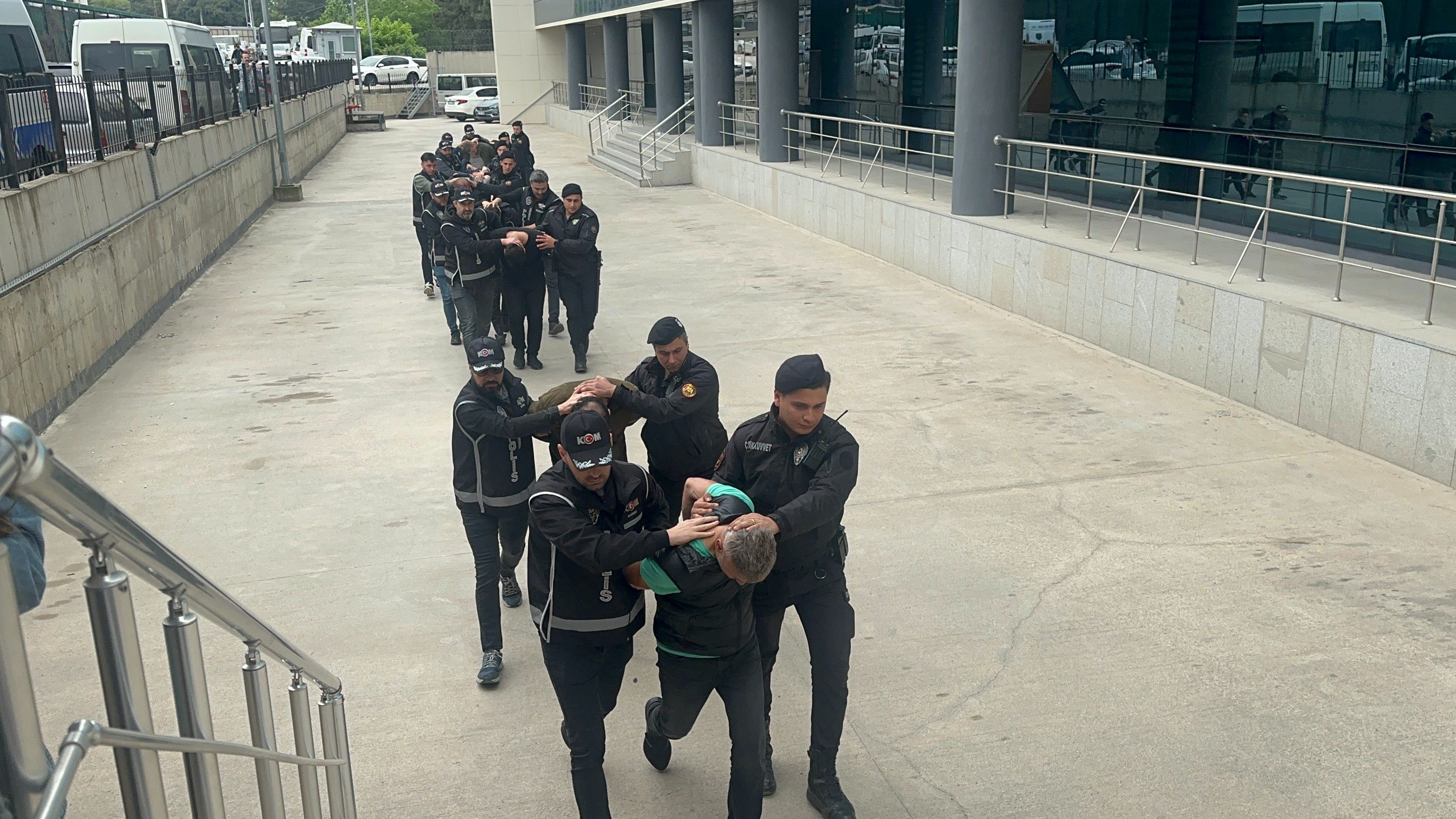 Çetenin başı İnegöllü iş kadını 'Hanımağa' çıktı: Suç örgütünde dikkat çeken 'tetikçi' detayı - 3. Resim