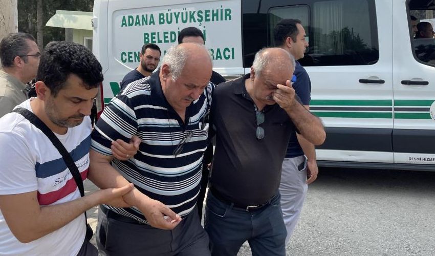 Kapısı açık otobüsten düştü, canından oldu! Cenazede yakınları gözyaşı döktü - 2. Resim