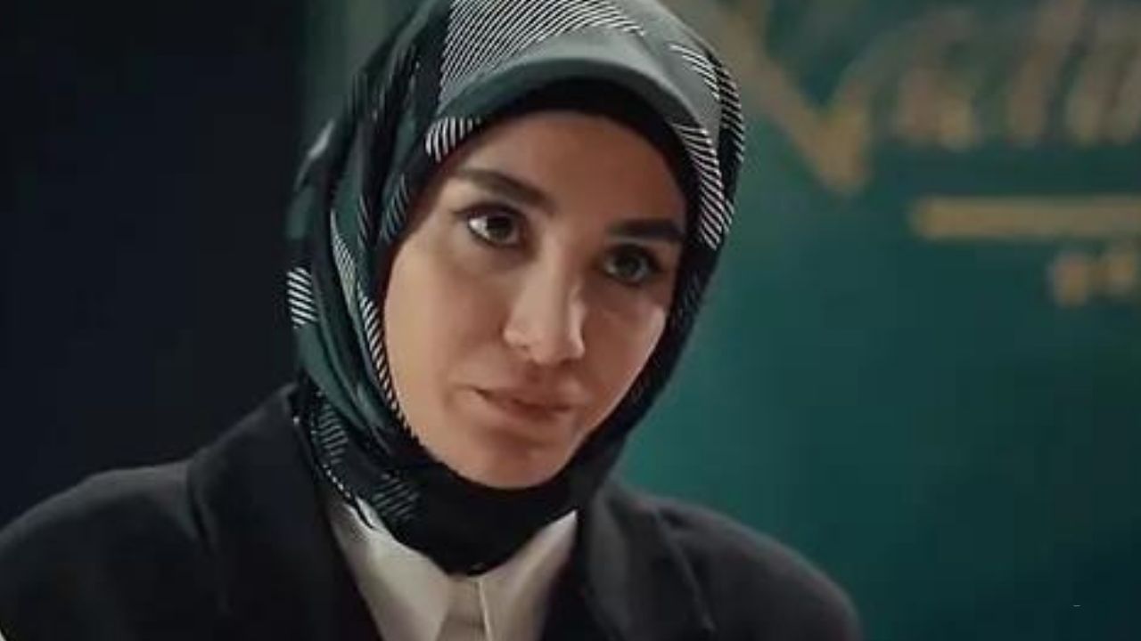 Kızıl Goncalar Birgül karakterini Makbule Sitare Akbaş canlandırıyor - 2. Resim