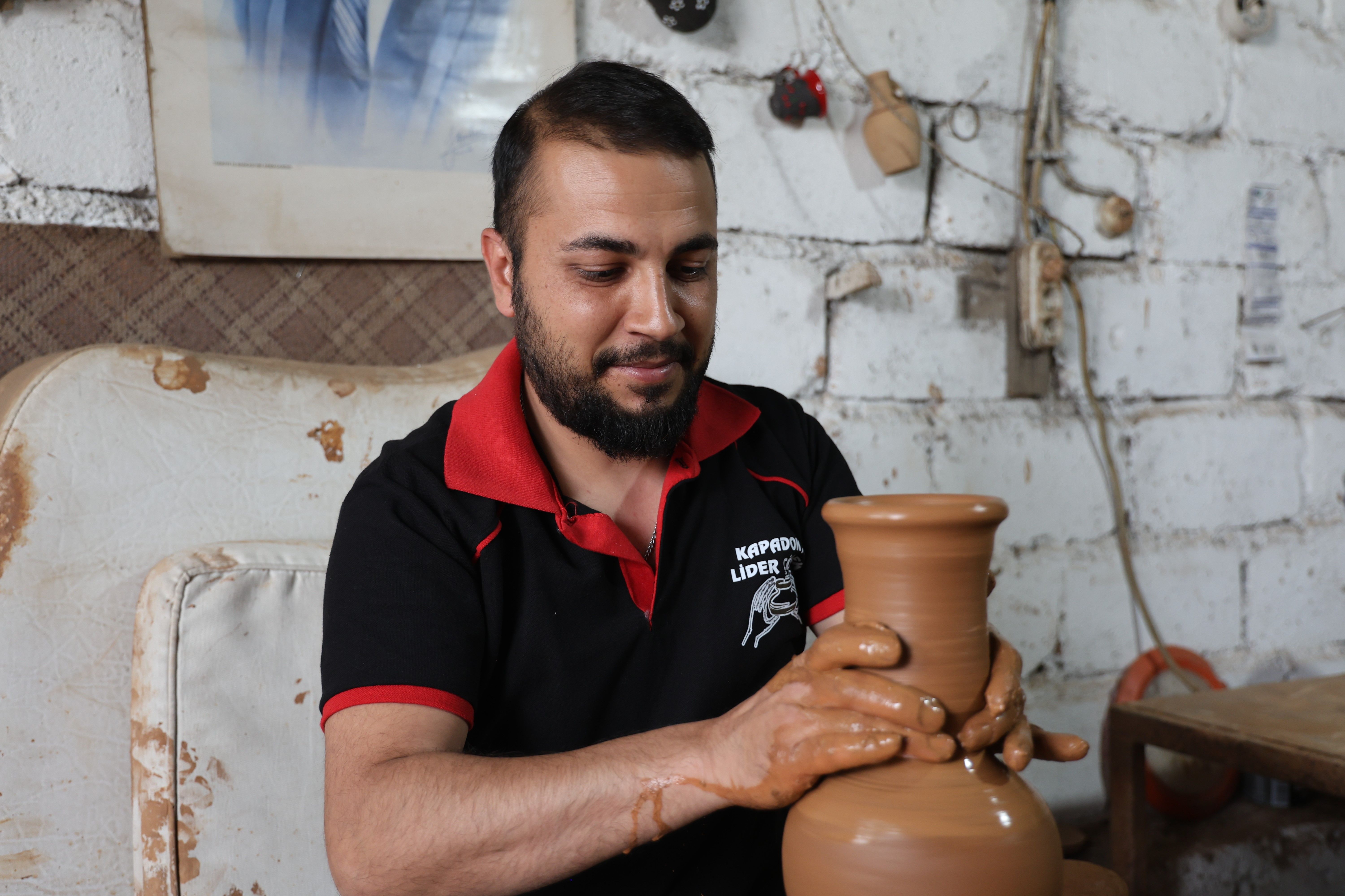 Plastikten kaçanlar ondan kullanıyor! Çömlekçiler çırak bulamıyor - 2. Resim