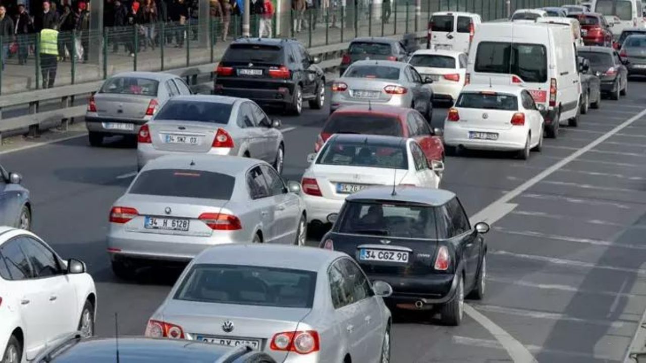 1 Mayıs’ta kullanımı kısıtlanan toplu taşıma hatları - 1. Resim