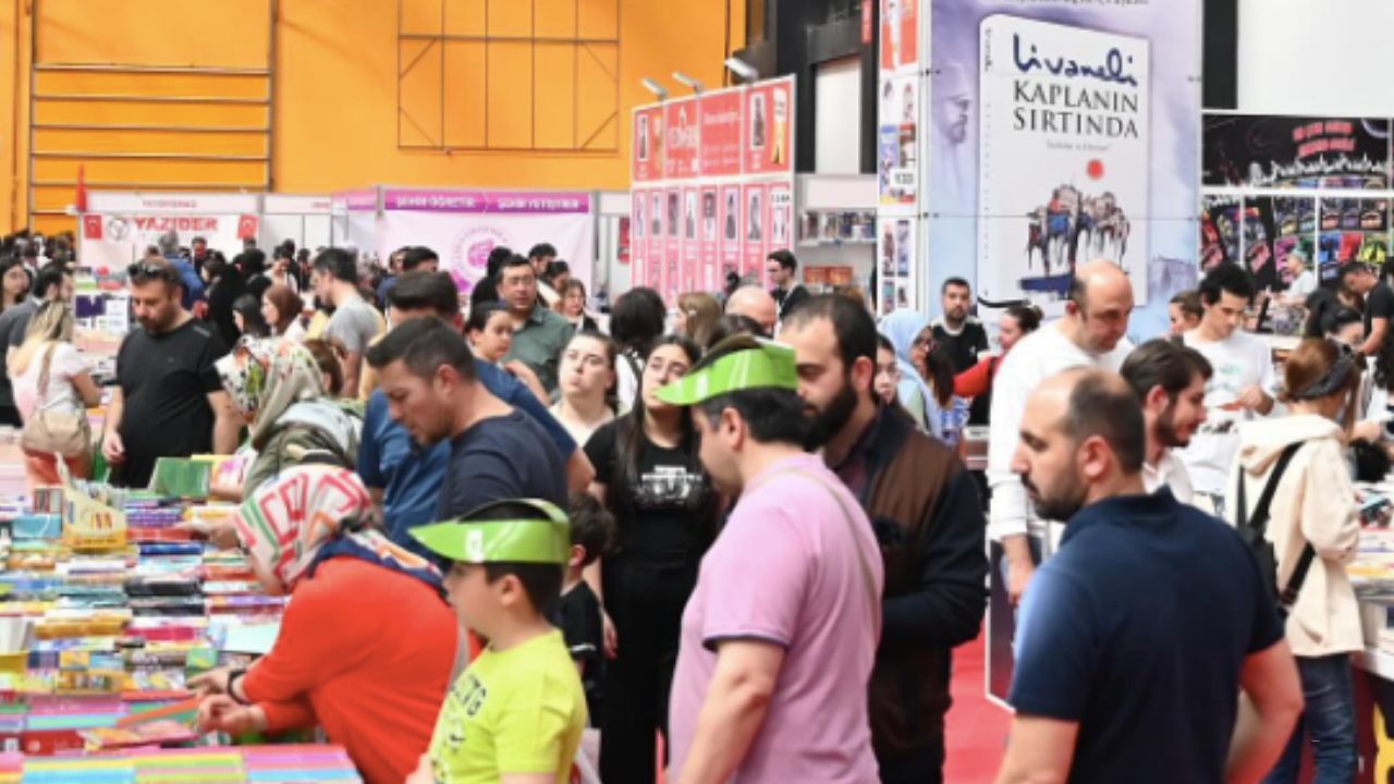 Eskişehir kitap fuarı TÜYAP Fuar Merkezinde 5 Mayıs’a kadar devam edecek - 1. Resim
