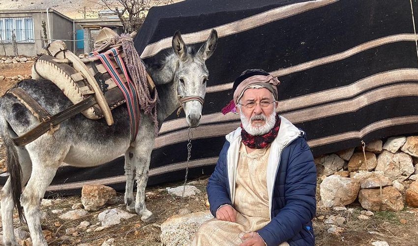 Kurtlar Vadisi’nin yıldızı Ali Sürmeli bu evde yaşıyor! 13 dönüm arsayı 1000 dolara almış - 3. Resim