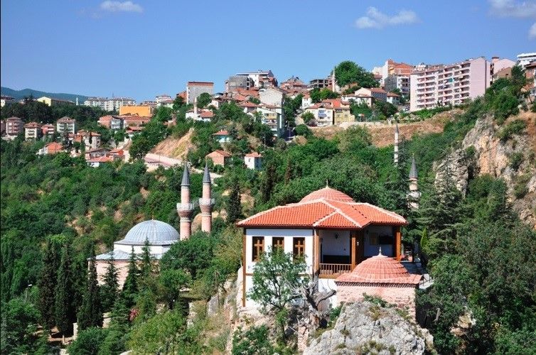 Nüfusu 229 bin ama kira getirisi 2 milyonu aşıyor - 1. Resim