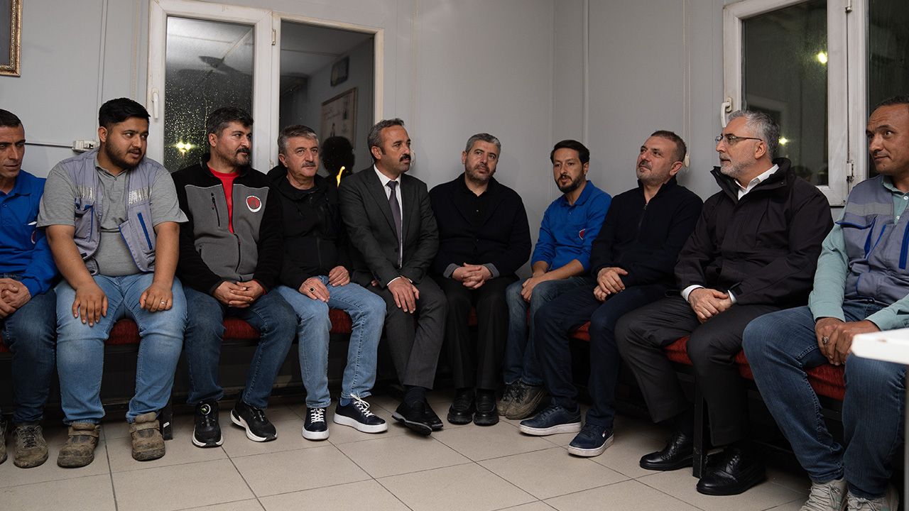 1 Mayıs Emek ve Dayanışma Günü... İşte İstanbul ve Türkiye'den son dakika haberleri - 3. Resim