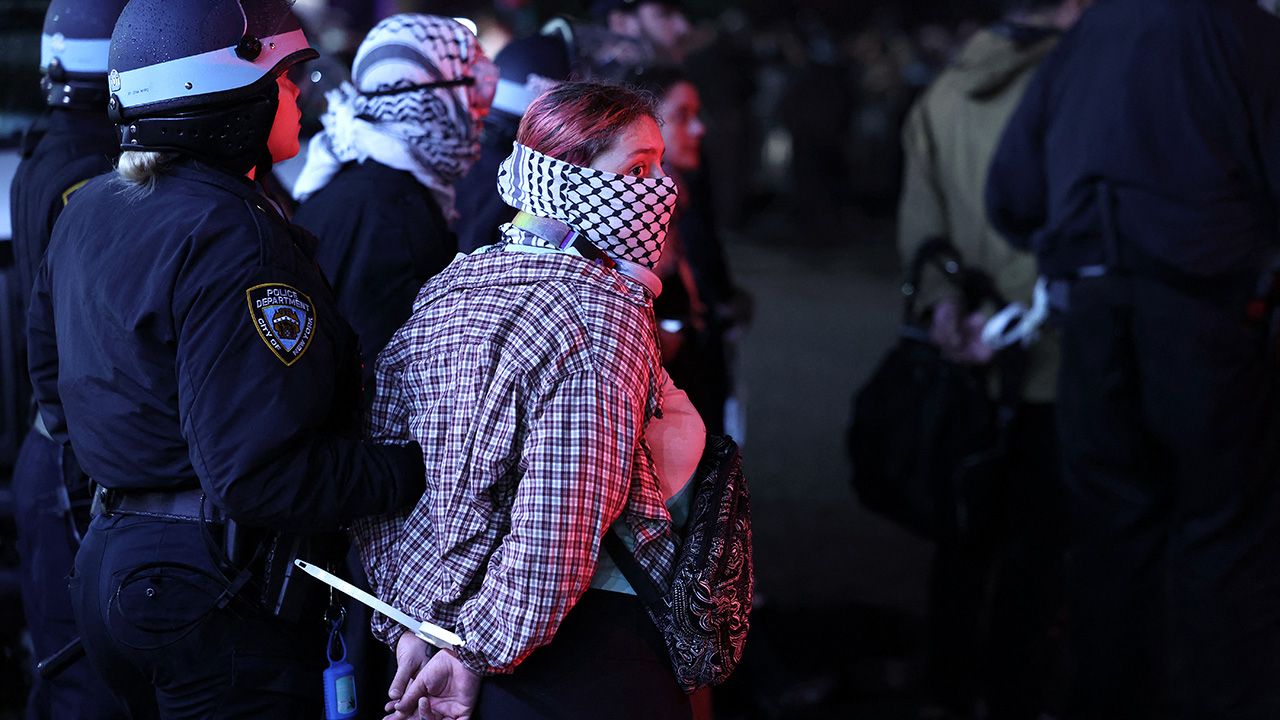 ABD'de skandal görüntüler! Columbia Üniversitesindeki 'Filistin' eylemlerine polis müdahalesi - 2. Resim