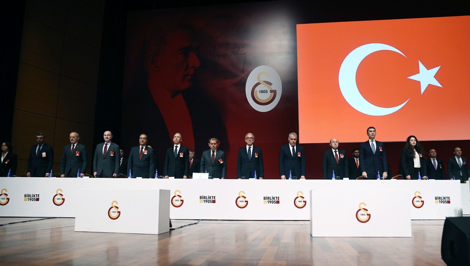 Galatasaray'dan 80 milyon dolarlık plan! Dursun Özbek harekete geçti - 1. Resim