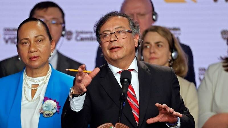 Kolombiya İsrail'le diplomatik ilişkilerini kesecek Kolombiya İsrail'le diplomatik ilişkilerini kesecek - 1. Resim