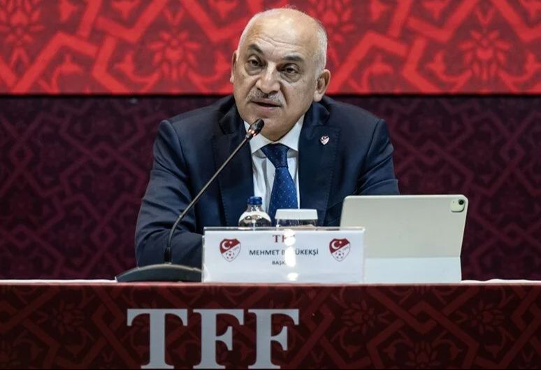 TFF Başkanı Mehmet Büyükekşi bir konuştu pir konuştu! "Utanmadan aday oldu" dedi hedef gösterdi TFF Başkanı Mehmet Büyükekşi bir konuştu pir konuştu! "Utanmadan aday oldu" dedi hedef gösterdi - 1. Resim