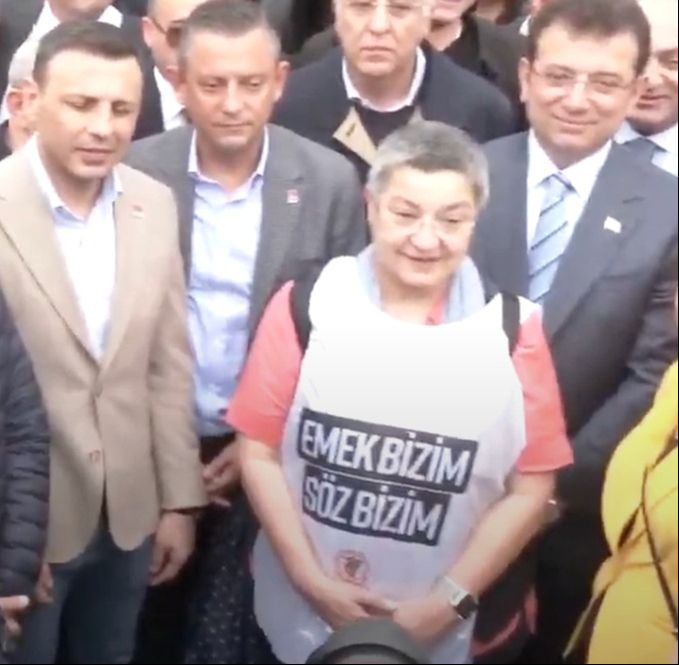 1 Mayıs tahrikçileri! Ortalığı karıştırıp ortadan kayboldular 1 mayıs tahrikçileri! Ortalığı karıştırıp ortadan kayboldular - 3. Resim