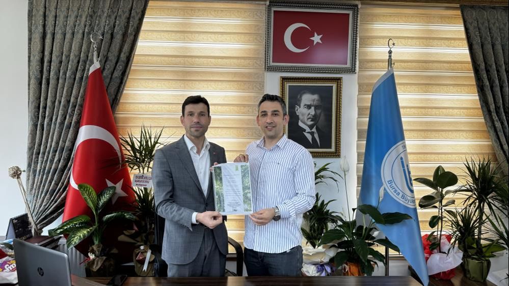 Belediye başkanı göreve geldiği gibi verdiği sözü tuttu, tüm maaşını verdi! Belediye başkanı göreve geldiği gibi verdiği sözü tuttu, tüm maaşını verdi! - 1. Resim