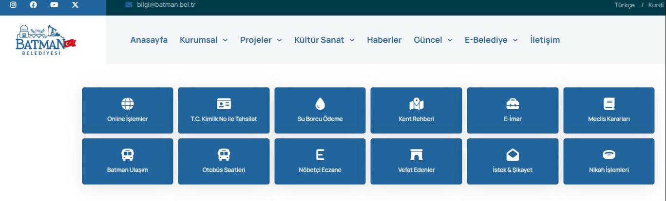 DEM Parti'nin skandalları bitmiyor! Batman Belediyesi Türk bayrağını kaldırdı - 2. Resim