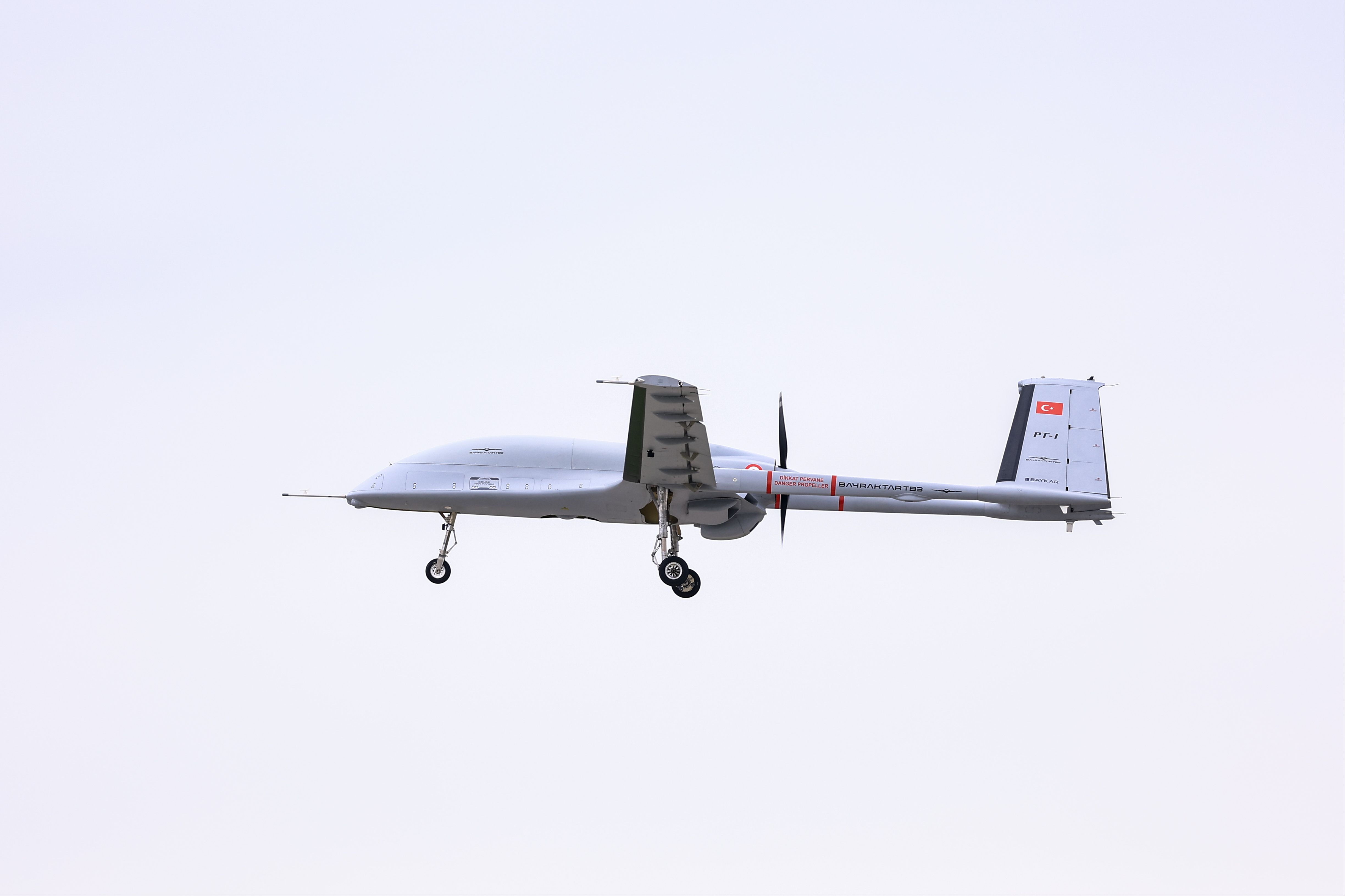 Yerli motorla rekor irtifa! Bayraktar TB3 gökleri arşınlıyor - 2. Resim