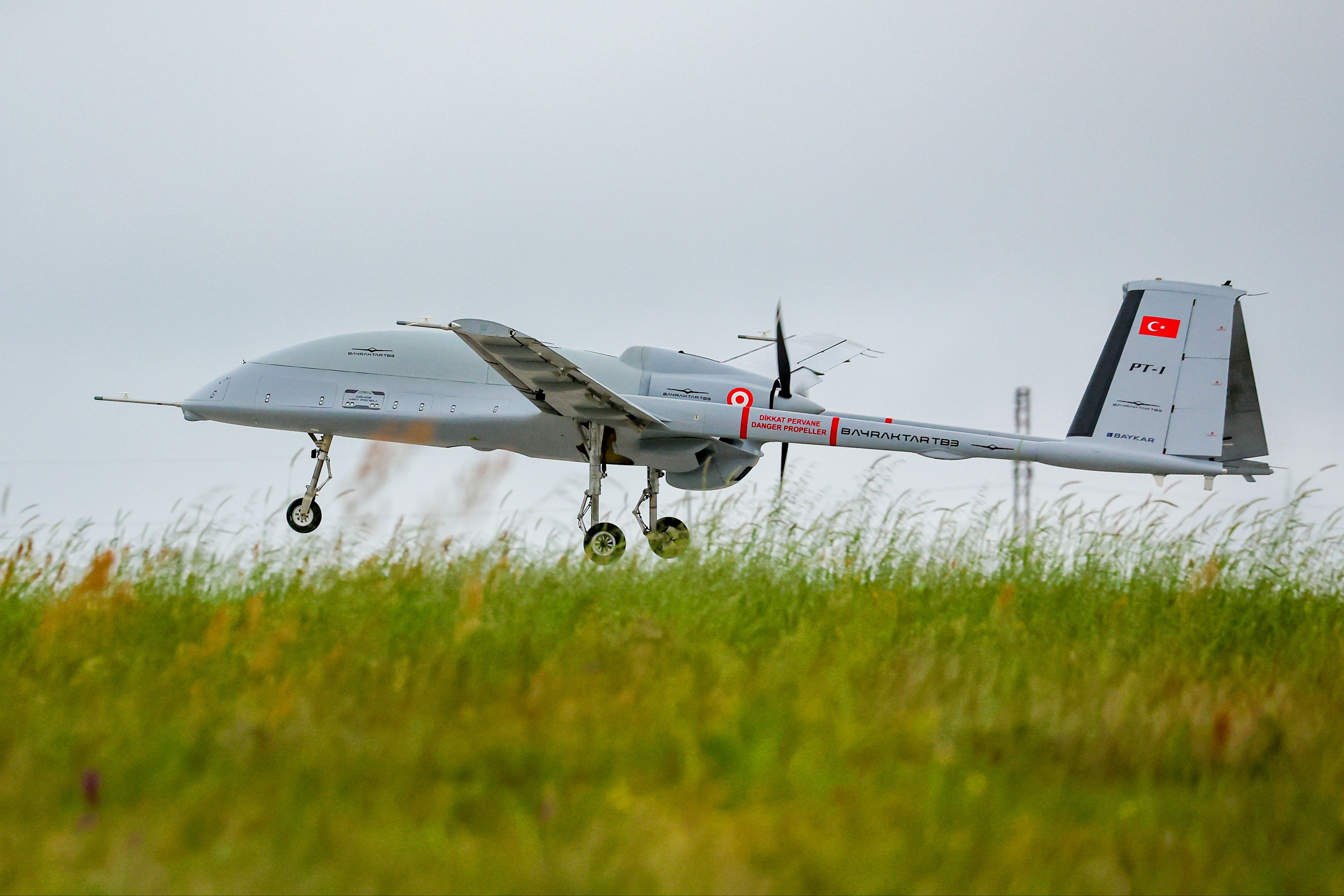 Yerli motorla rekor irtifa! Bayraktar TB3 gökleri arşınlıyor - 4. Resim