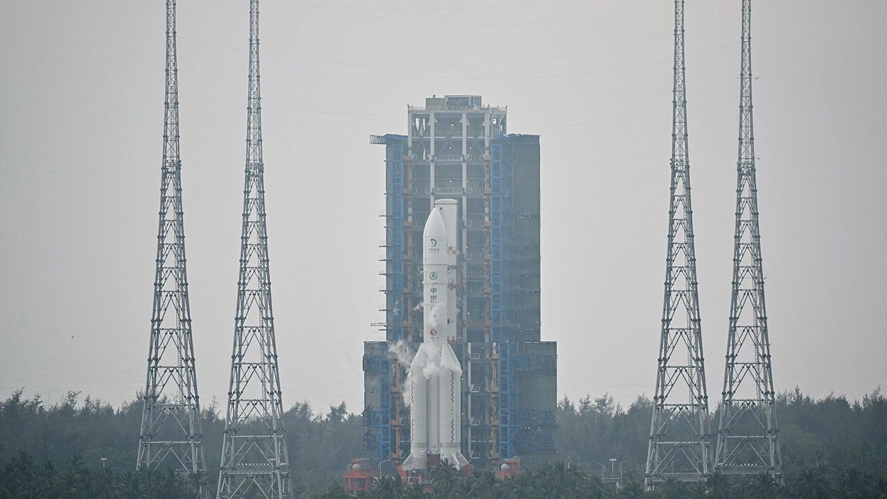 Çin, yeni keşif aracını Ay'a bugün yolladı Çin, yeni keşif aracını Ay'a bugün yolladı - 1. Resim