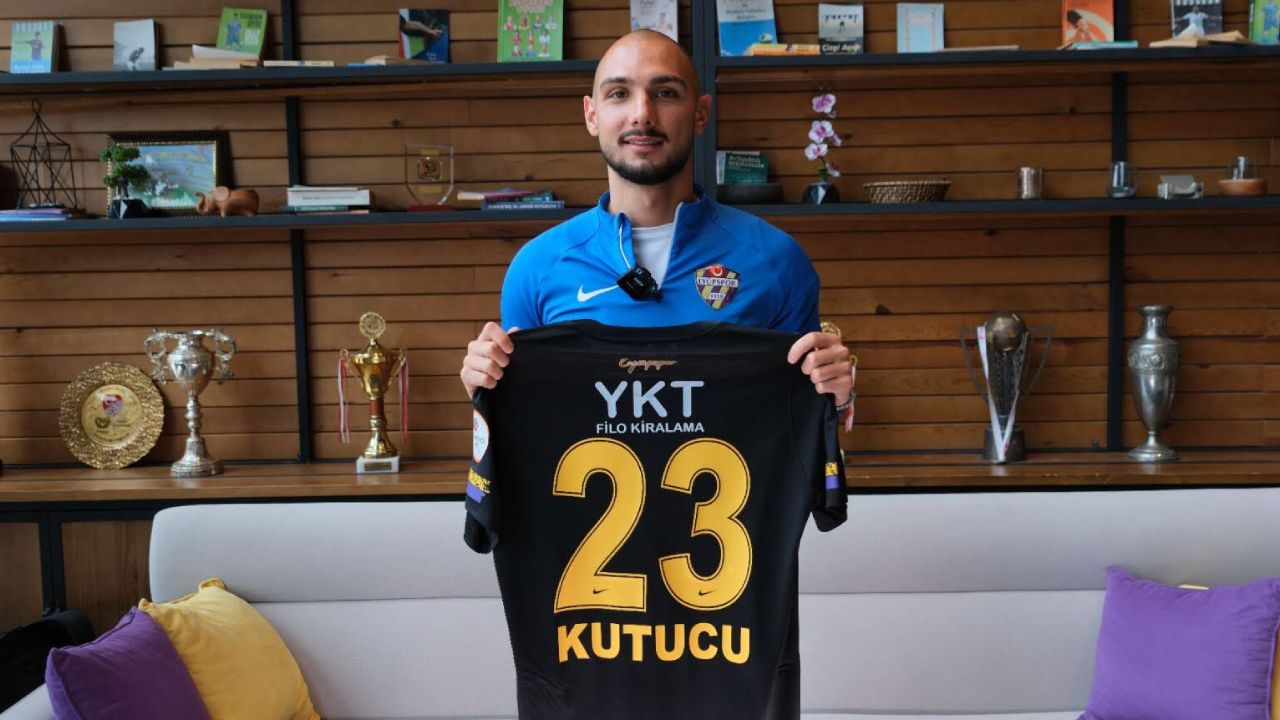 Eyüpspor’un başarılı golcüsü Ahmet Kutucu, en büyük hayalini açıkladı - 3. Resim
