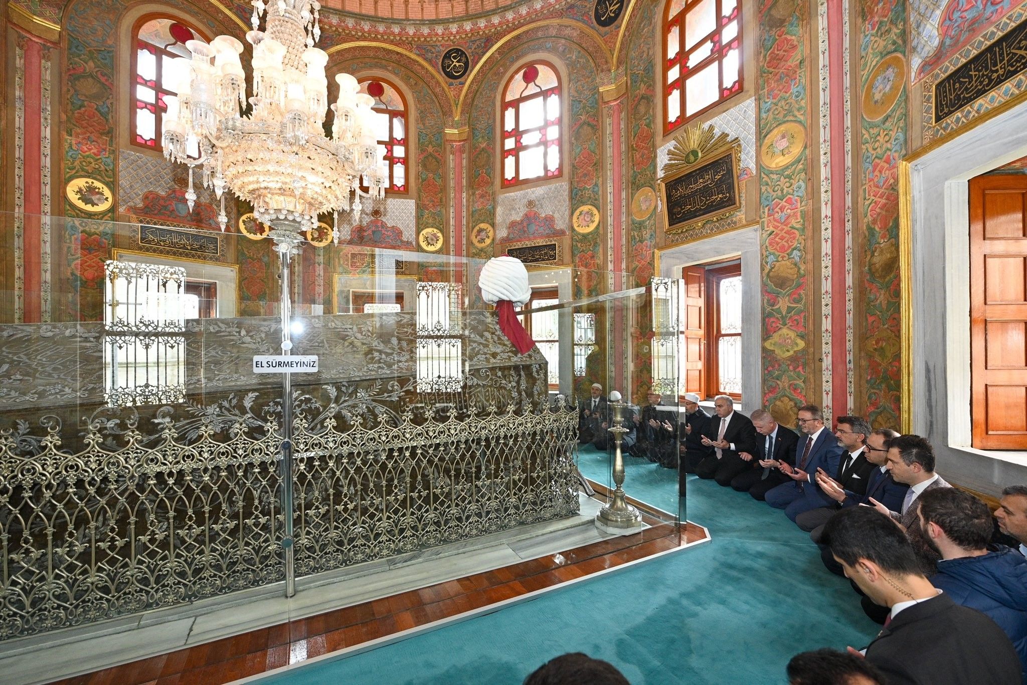 Fatih Sultan Mehmed göçeli 543 yıl oldu! Ebu'l-Feth dualarla anıldı - 7. Resim