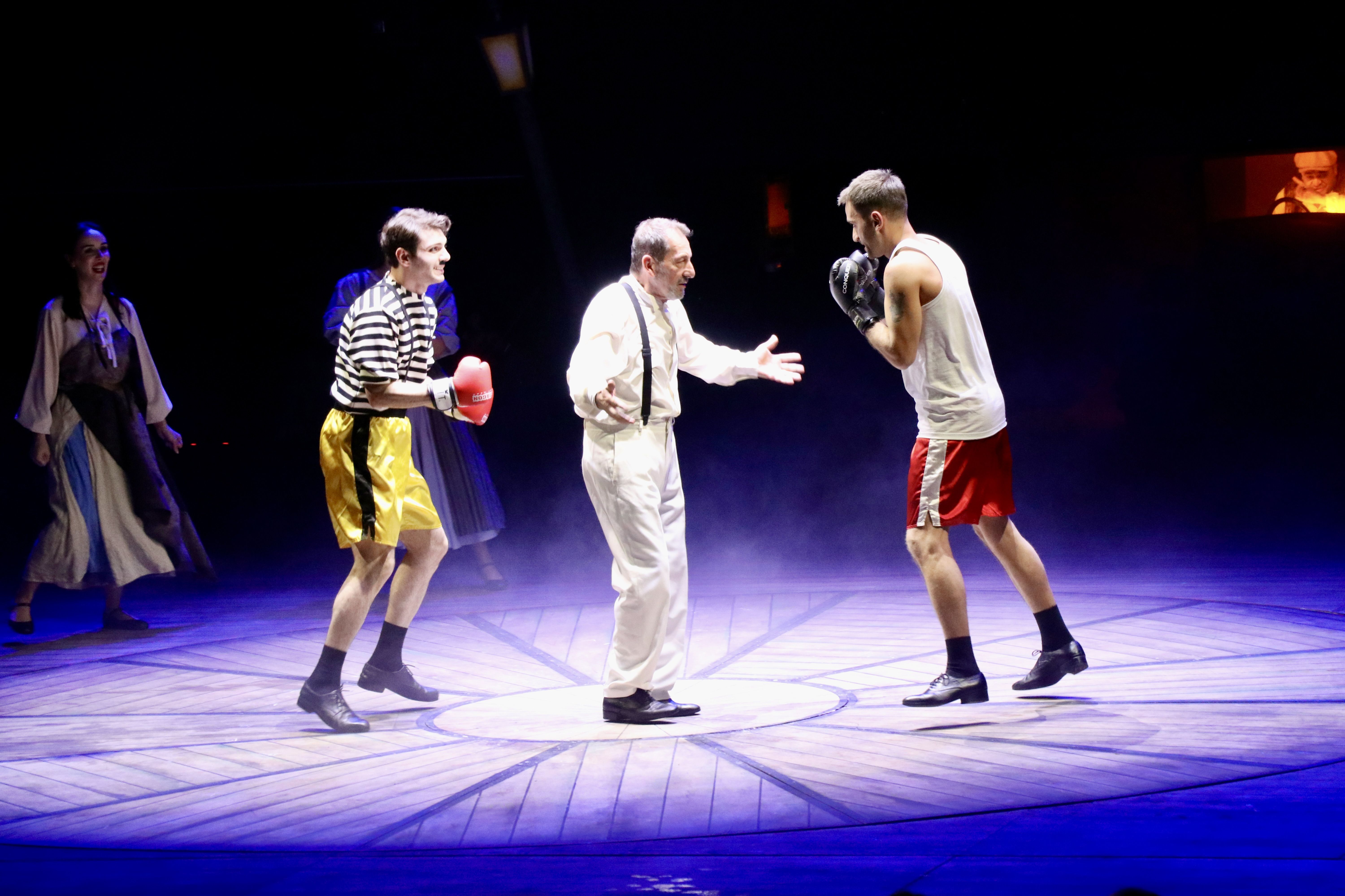 Karadeniz Tiyatro Festivali başladı! Tamer Karadağlı: Trabzon'da yeni sahneye ihtiyacımız var! - 1. Resim