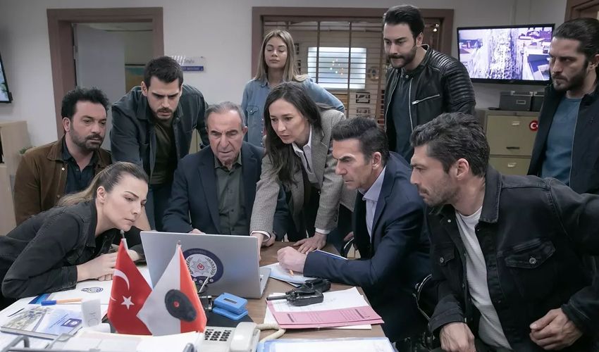 Mesut Komiser, Arka Sokaklara geri döndü! Heyecanla beklenen bölüm bu akşam - 2. Resim