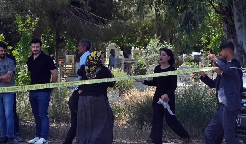 Korkunç cinayet! 4 çocuk babası adama husumetlisi kurşun yağdırdı Korkunç cinayet! 4 çocuk babası adama husumetlisi kurşun yağdırdı - 3. Resim