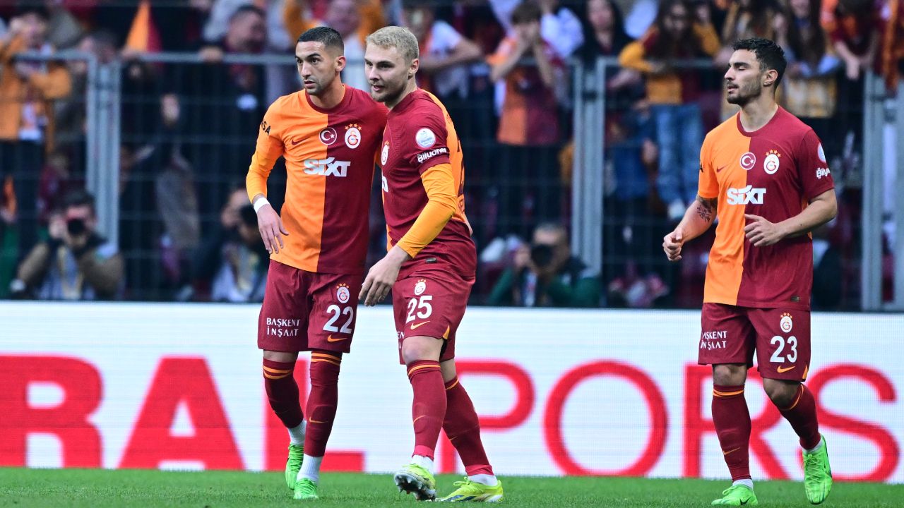 Galatasaray - Sivasspor CANLI | Dev maç golle başladı - 1. Resim
