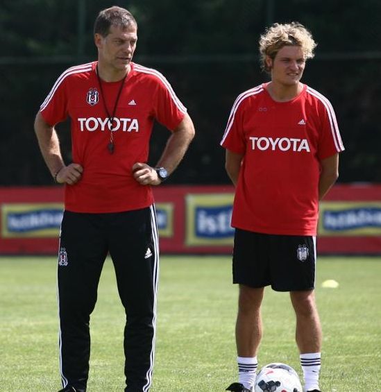 Hasan Arat Beşiktaş'ın başına o ismi geri getiriyor! Almanya seferi sonrası yeşil ışığı yaktı Hasan Arat Beşiktaş'ın başına o ismi geri getiriyor! Almanya seferi sonrası yeşil ışığı yaktı - 2. Resim