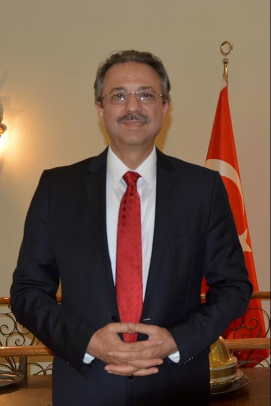 İslam İşbirliği Teşkilatı Genel Sekreteri'nin İslamofobi Özel Temsilcisi Mehmet Paçacı hayatı ve biyografisi - 1. Resim