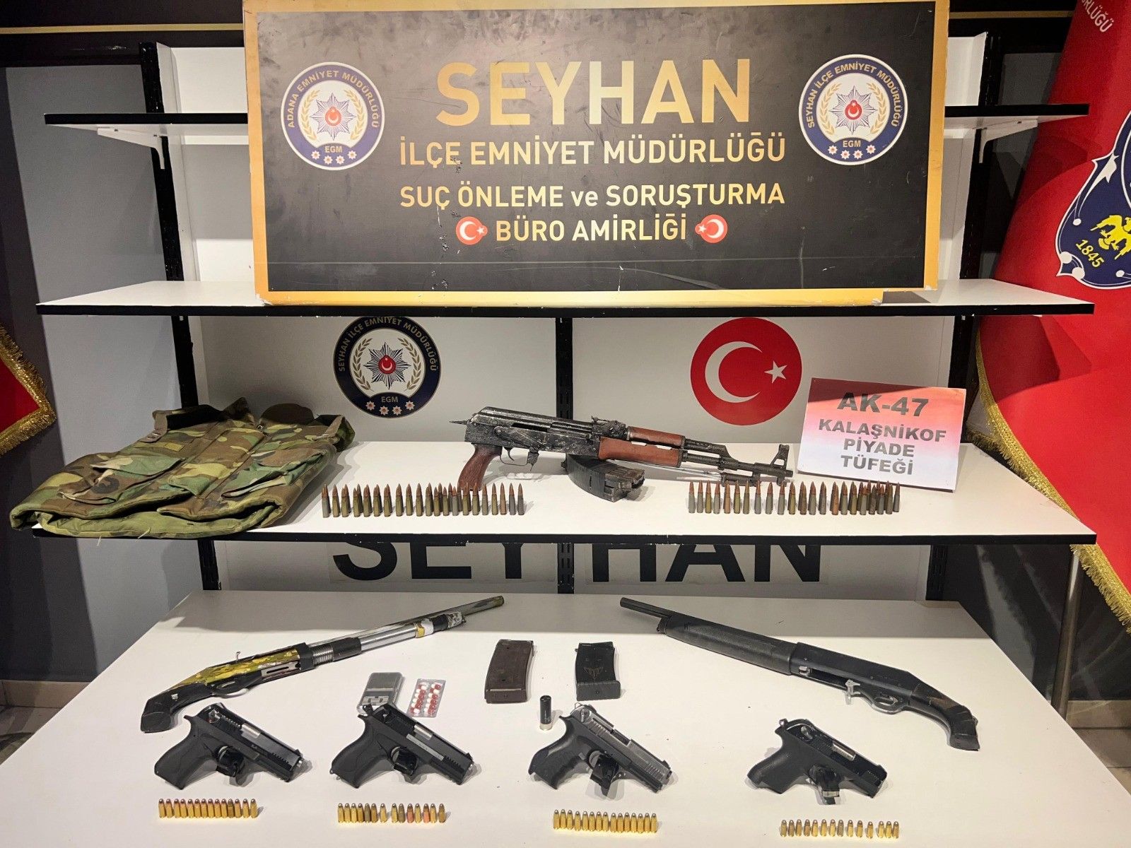 1 ay önce cezaevinden kaçan firari, saklandığı çiftlikte böyle yakalandı - 1. Resim