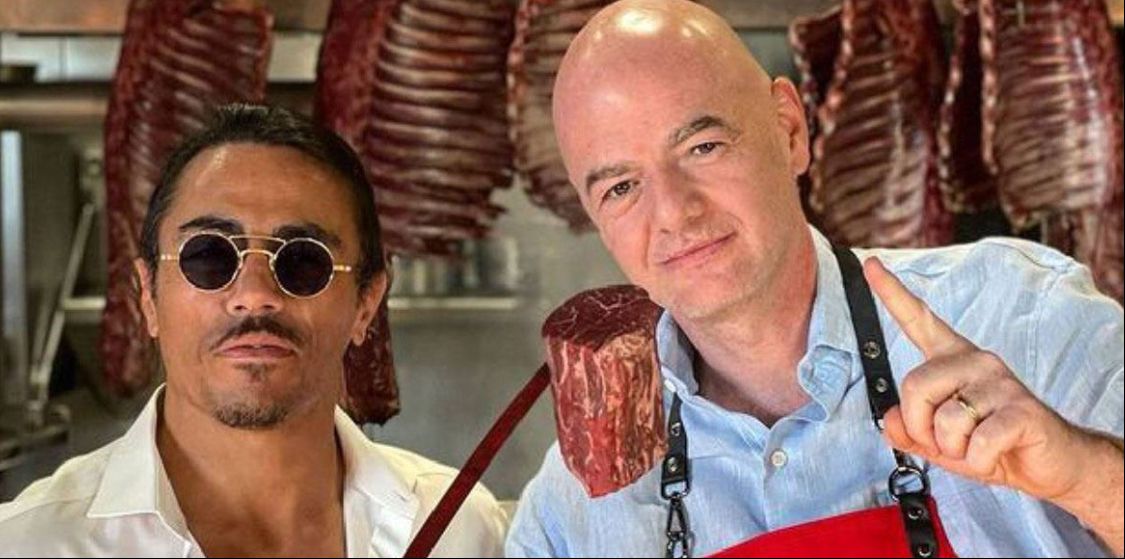 2022 Dünya Kupası finalinde sahaya inen Nusret FIFA’nın Türk çalışanını işinden etti - 3. Resim