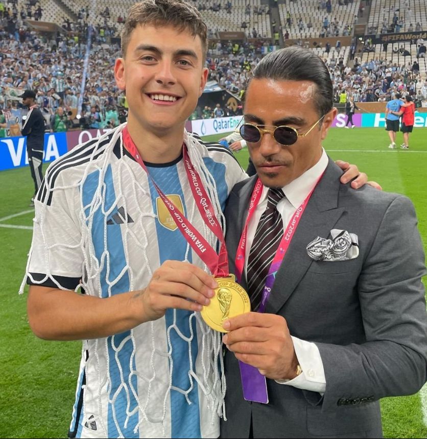 2022 Dünya Kupası finalinde sahaya inen Nusret FIFA’nın Türk çalışanını işinden etti - 2. Resim