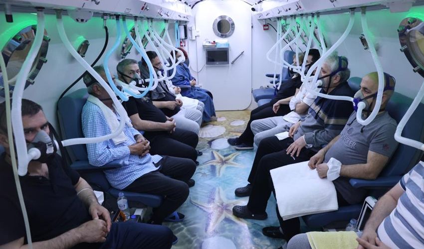 ‘Basınç odası’ hastalara şifa dağıtıyor! Denizin 14 metre altında uygulanıyor, ne ağrı ne sızı bırakıyor - 4. Resim