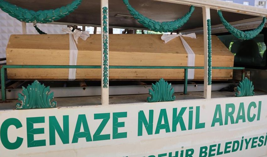 Fenomen Yağmur Taktaş’ın şüpheli ölümü! Mezarı otopsi için açıldı - 3. Resim