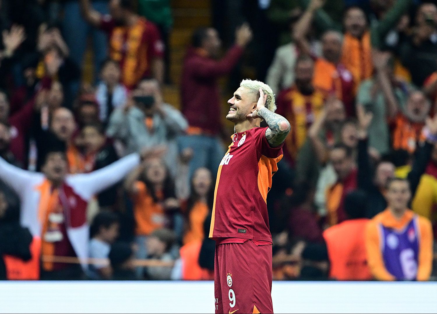 Galatasaray davetiye bastırdı! Evinde Sivas’ı da yıktı, şampiyonluk yolunda bir engeli daha aştı - 2. Resim