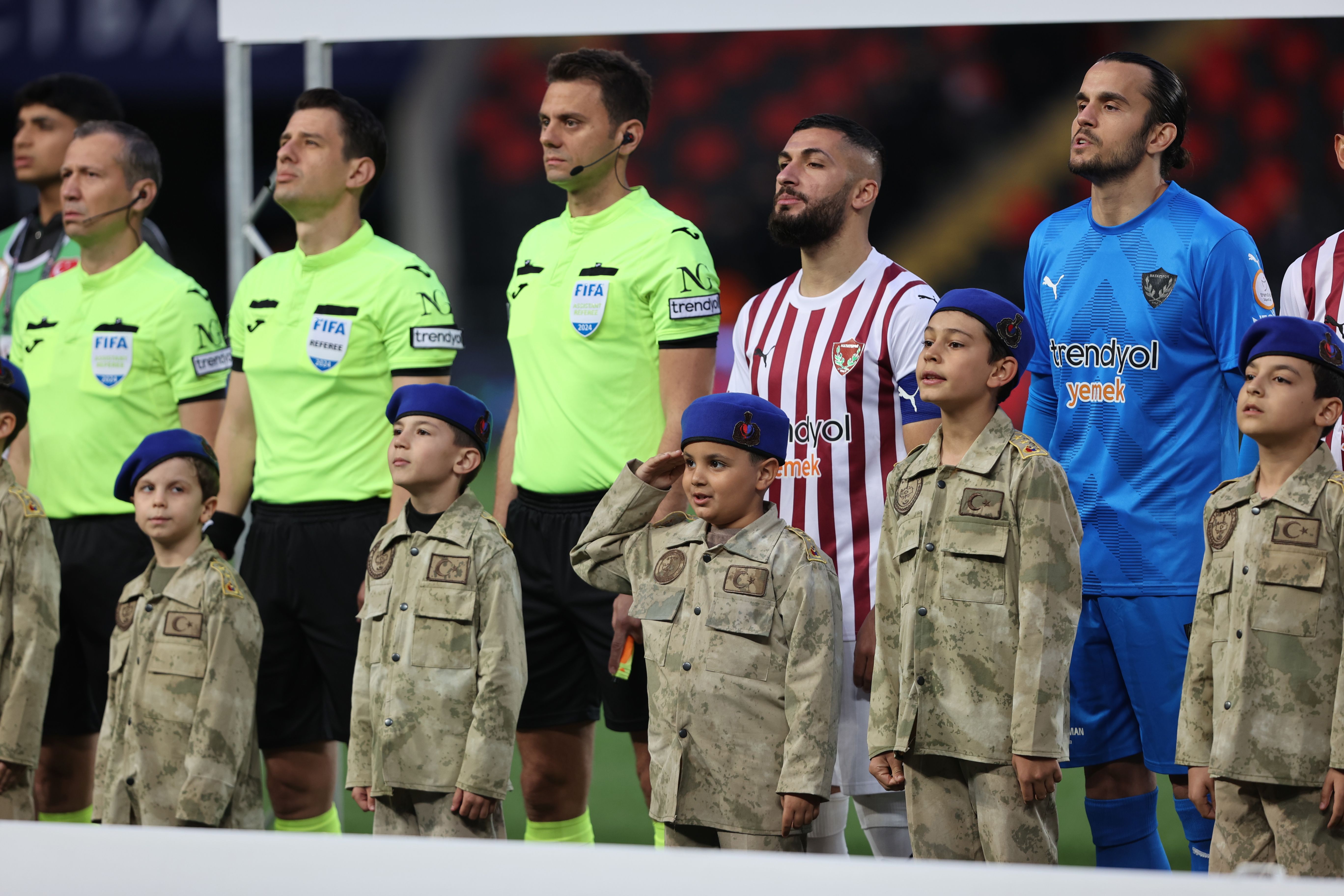 Hatayspor'dan TFF ve Halil Umut Meler'e tepki: Ayrıcalık değil, adalet istiyoruz. - 1. Resim