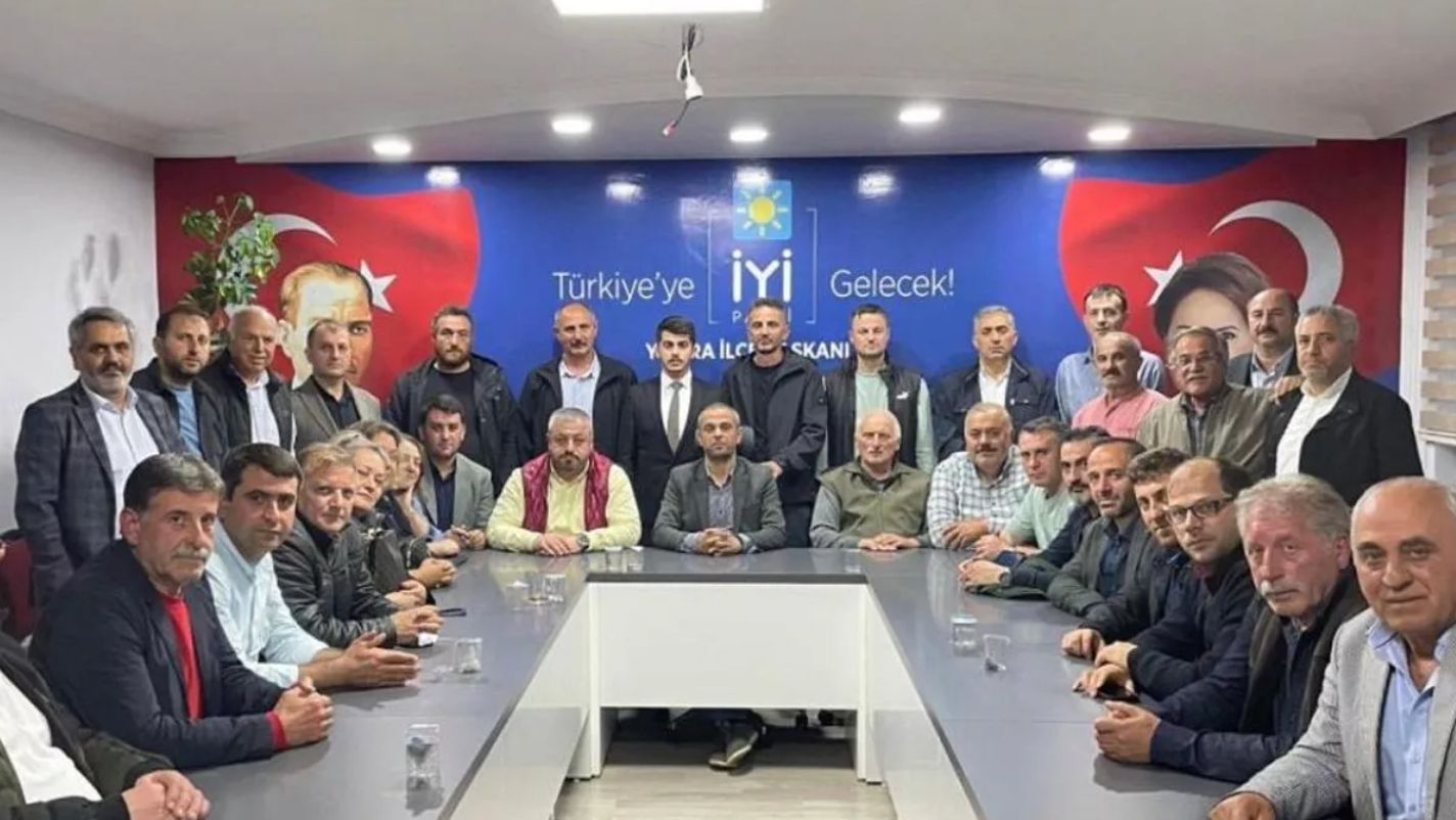 İYİ Parti Yomra Belediye Başkanı Mustafa Bıyık'ın ardından İlçe Başkanı da görevinden ayrıldı İYİ Parti Yomra Belediye Başkanı Mustafa Bıyık'ın ardından İlçe Başkanı da görevinden ayrıldı - 1. Resim