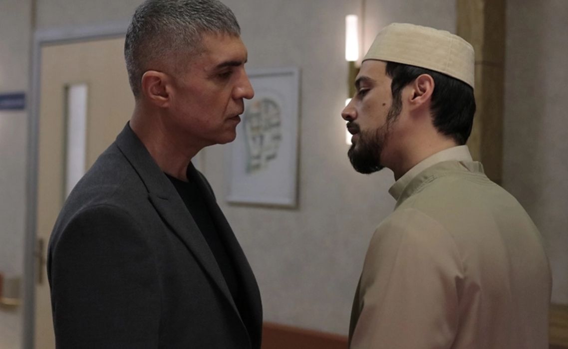 Kızıl Goncalar’a Cüneyd’in babası geliyor! Vahit’i Tolga Tekin oynayacak - 1. Resim