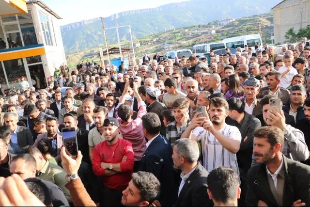 Seçimlerin sürpriz partisi YRP market işine giriyor! Fatih Erbakan ilk icraatını açıkladı Seçimlerin sürpriz partisi YRP market işine giriyor! Fatih Erbakan ilk icraatını açıkladı - 2. Resim