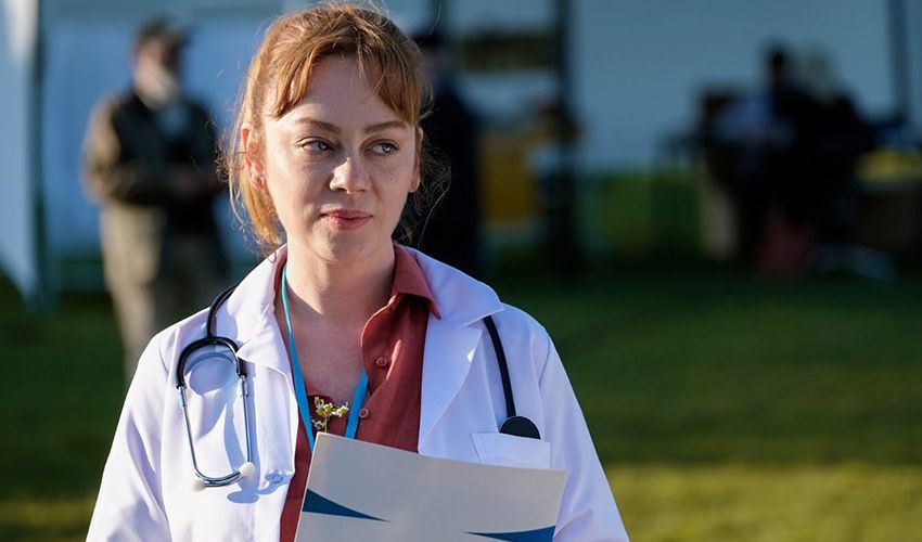 Bahar dizisinin yeni bölümü bu akşam neden yok? Demet Evgar sebebini açıkladı Bahar dizisinin yeni bölümü bu akşam neden yok? Demet Evgar sebebini açıkladı - 1. Resim