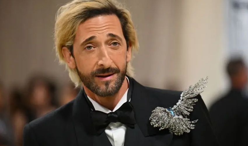 Met Gala 2024’te şıklık yarışı! Ünlüler sıra dışı elbiseleriyle gecede boy gösterdi - 7. Resim